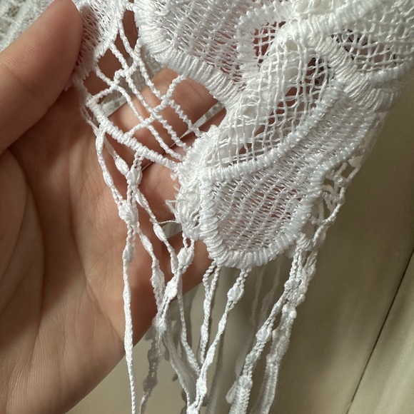 NWOT White crop top - Picture 5 of 8